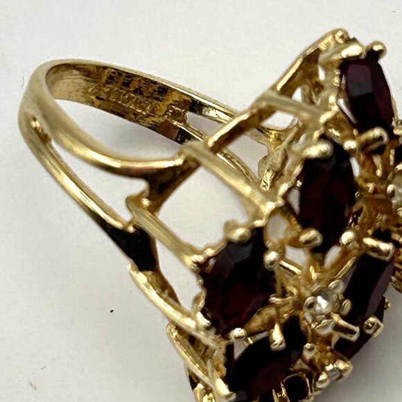 Vintage 18K HGE Red Marquise Cluster Cocktail Ring Size 6.5 - Picture 11 of 12
